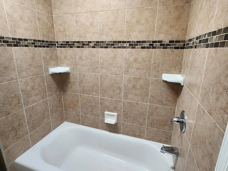 242 S 22nd St #1 — Photo 16
