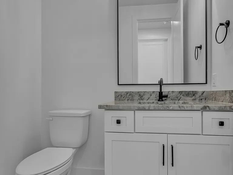 1408 Lawrence St — Photo 13
