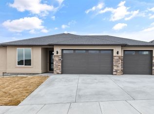 4130 Clover Rd, Richland, WA 99352