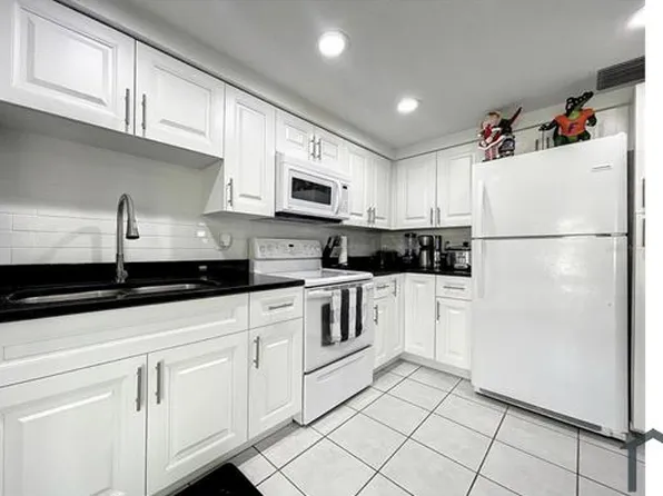 8331 Wilkins St, Pt Richey, FL 34668