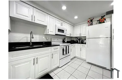 8331 Wilkins St Photo 1