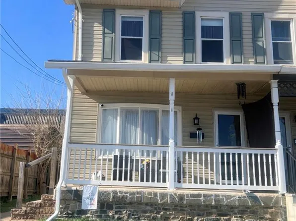 110 Chestnut St, Slatington, PA 18080