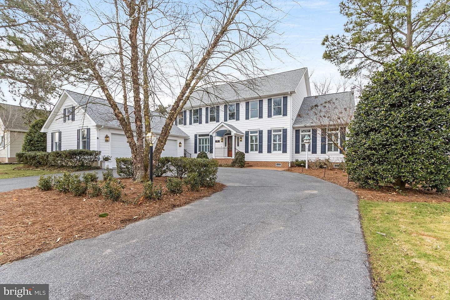 130 E Side Dr