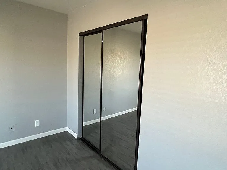 131 Voyager Ln — Photo 12
