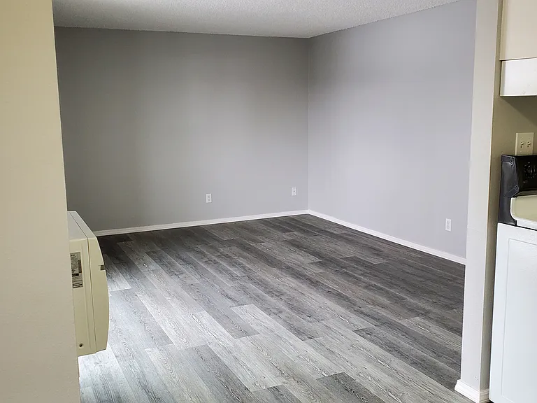 2705 W Lincoln Ave #304 — Photo 7