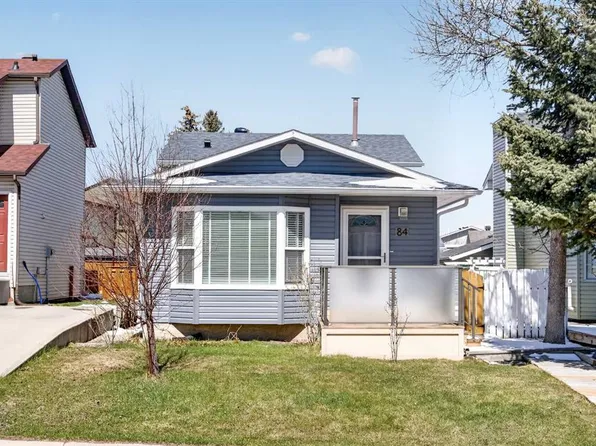 84 S Macewan Glen Way NW, Calgary, AB T3K 2G7