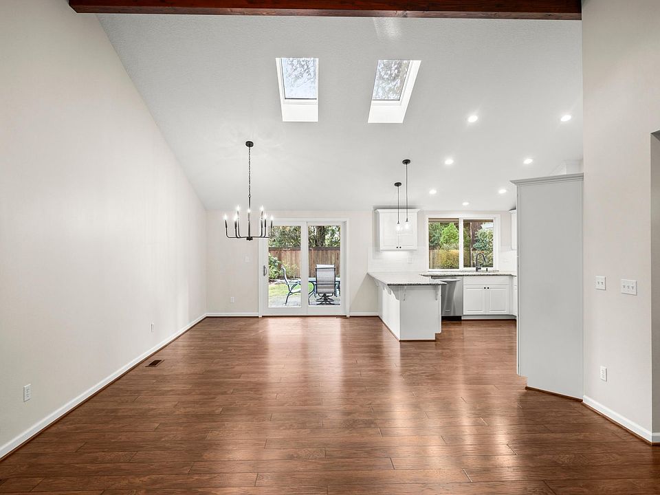 4230 Collins Way, Lake Oswego, OR 97035 Zillow