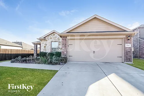1307 Bent Grass Dr Photo 1