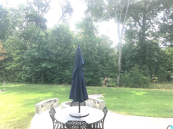 3rd image of 13834 Estate Manor Dr