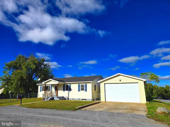 310 Aero St, Martinsburg, WV 25401