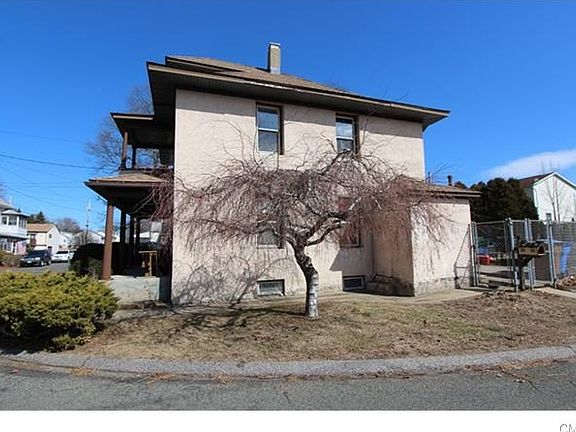 2nd image of 42 Ann Ave