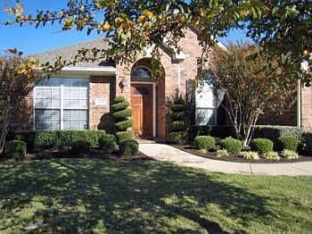 1st image of 617 Trail Lake Dr