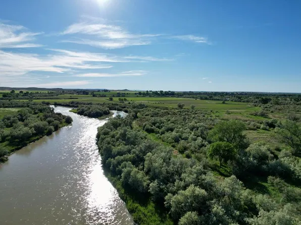 297 Hwy 433, Manderson, WY 82432