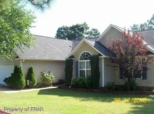 105 Woodshire Dr, Lillington, NC 27546