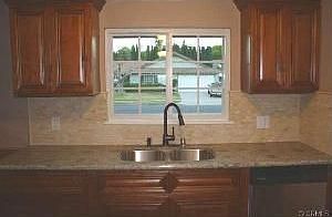 4th image of 639 W Hacienda Dr
