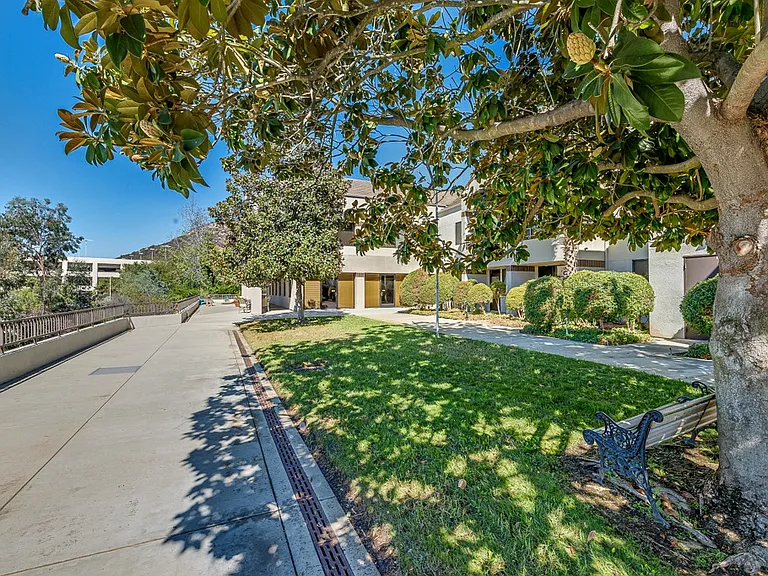 Legacy Hills at Poway 55+ — Photo 39
