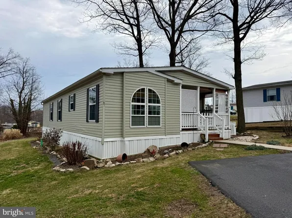 37 Mountain Top Ln, Narvon, PA 17555