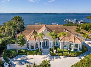 111 Sandpointe Dr, Vero Beach, FL 32963