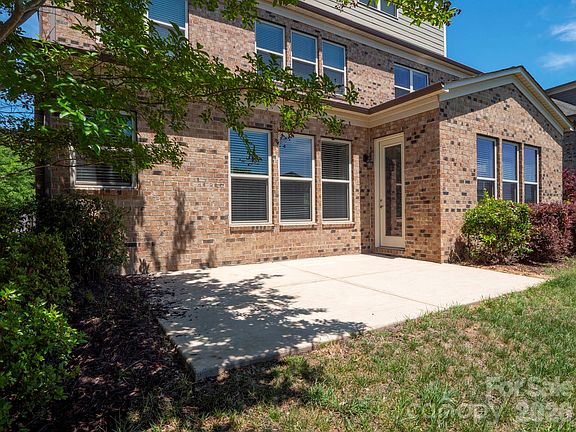 4th image of 1719 Emory Oak Dr