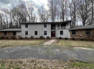 1515 Roper Rd, Bolivar, TN 38008