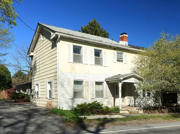 148 S Water St, Pine Grove Mills, PA 16868