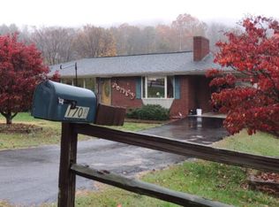 1708 Stratford Rd, Kingsport, TN 37664