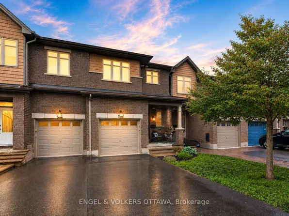 512 Knotridge St, Ottawa, ON K1W 0C7