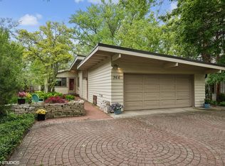 966 Princeton Ave, Highland Park, IL 60035