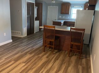 430 E 14th Ave #B, Augusta, KS 67010