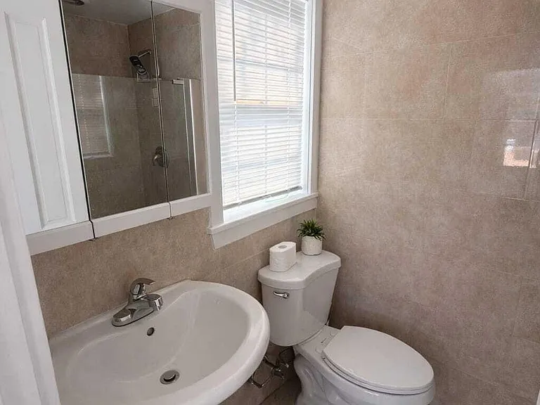 1110 White St #2 — Photo 5