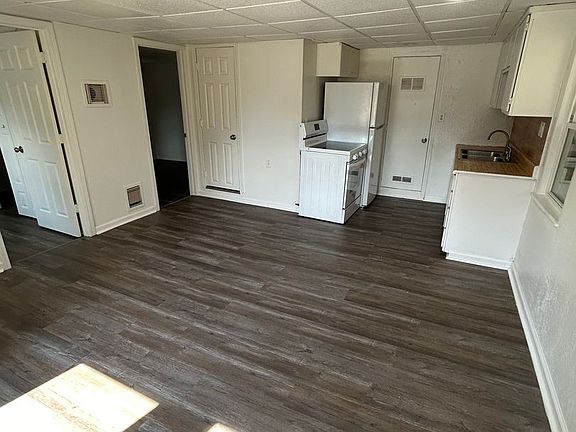 2nd image of 16012 E Tc Lea Rd #C