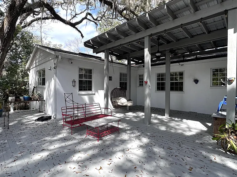 2836 Ionic Ave — Photo 23