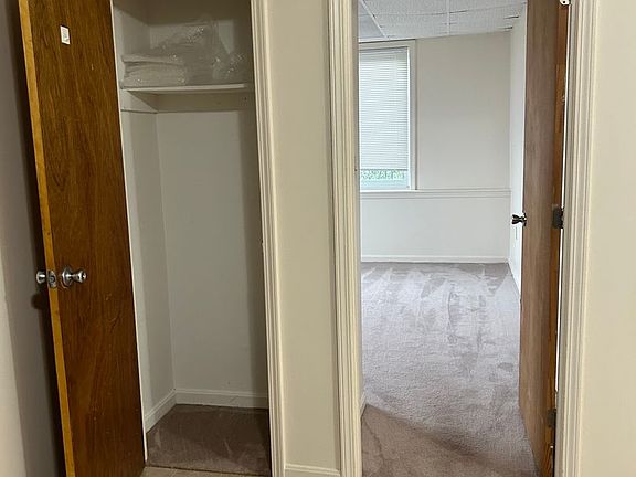 5th image of 497-499 Silver St #497-406