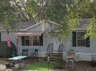 17180 SE 251st Ter, Umatilla, FL 32784