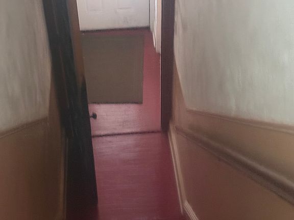 2nd image of 73 La France Ave