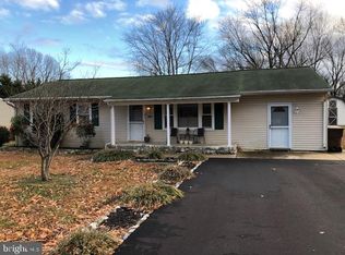 1818 Chester Dr, Chester, MD 21619