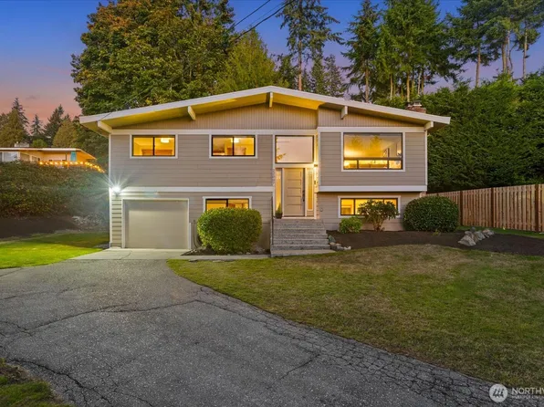 22007 100th Avenue W, Edmonds, WA 98020