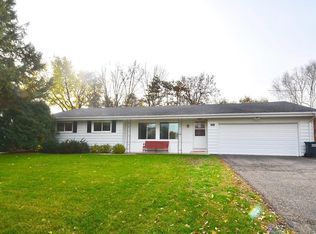 6017 Beachwood Rd, Mound, MN 55364