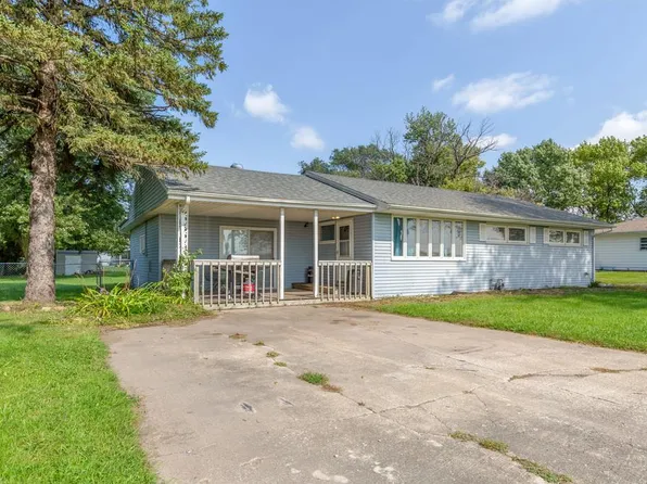 2057 220th St, Fort Dodge, IA 50501
