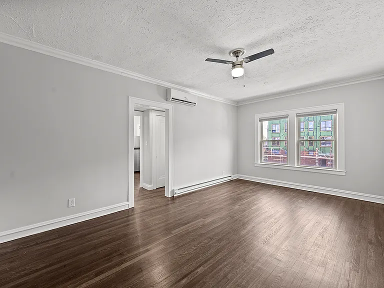 1385 Cranford Ave #10 — Photo 18