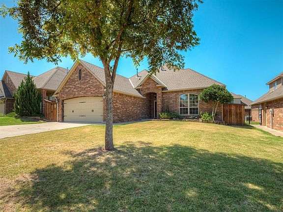 4th image of 3208 SW 137th Ct