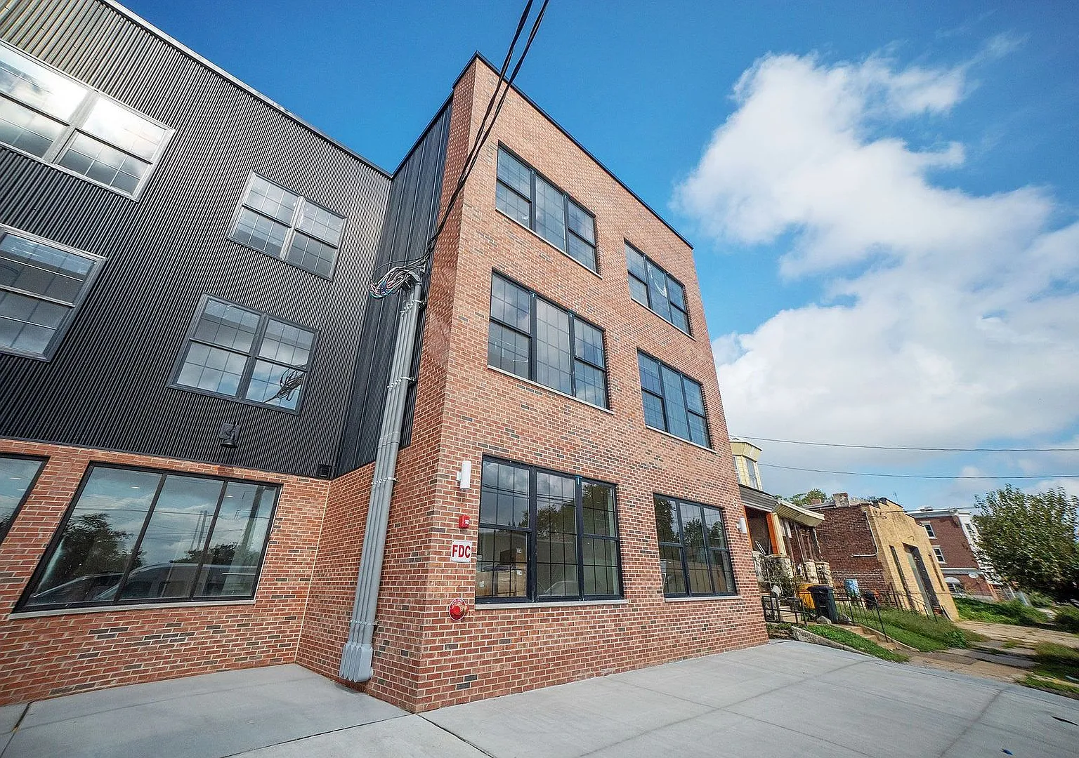 5015 WEST — Photo 2