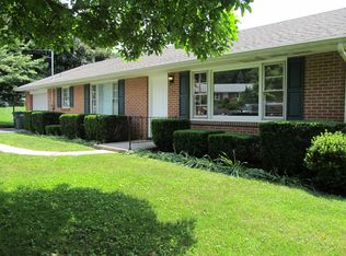 2980 Starfire Dr, York, PA 17403