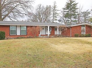 15264 Clayton Rd, Ballwin, MO 63011