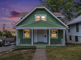 2300 E 49th St, Kansas City, MO 64130