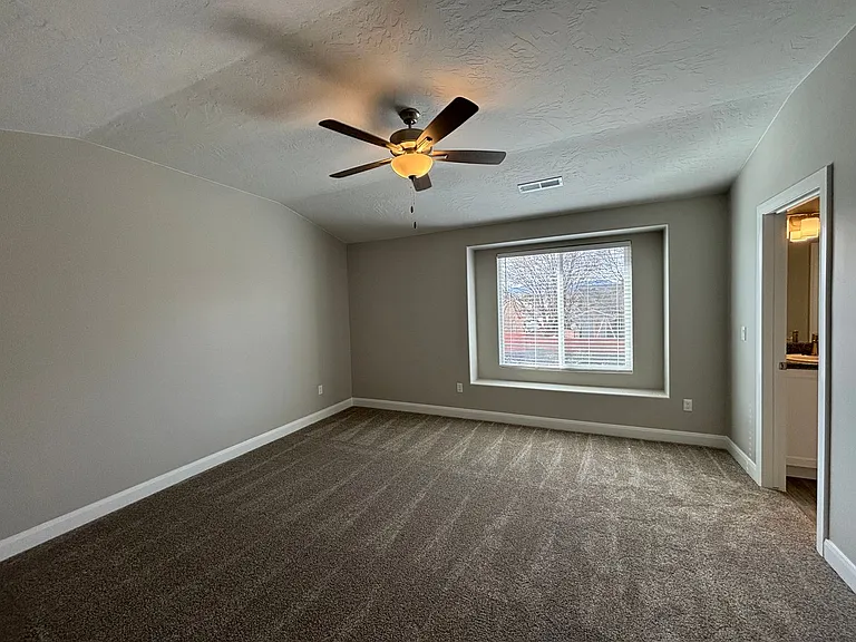 1042 S 1450 East St #22 — Photo 11