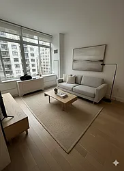 389 East 89th Street, #6G