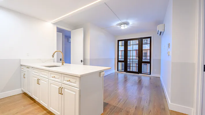 Rented by Nooklyn NYC LLC | media 20