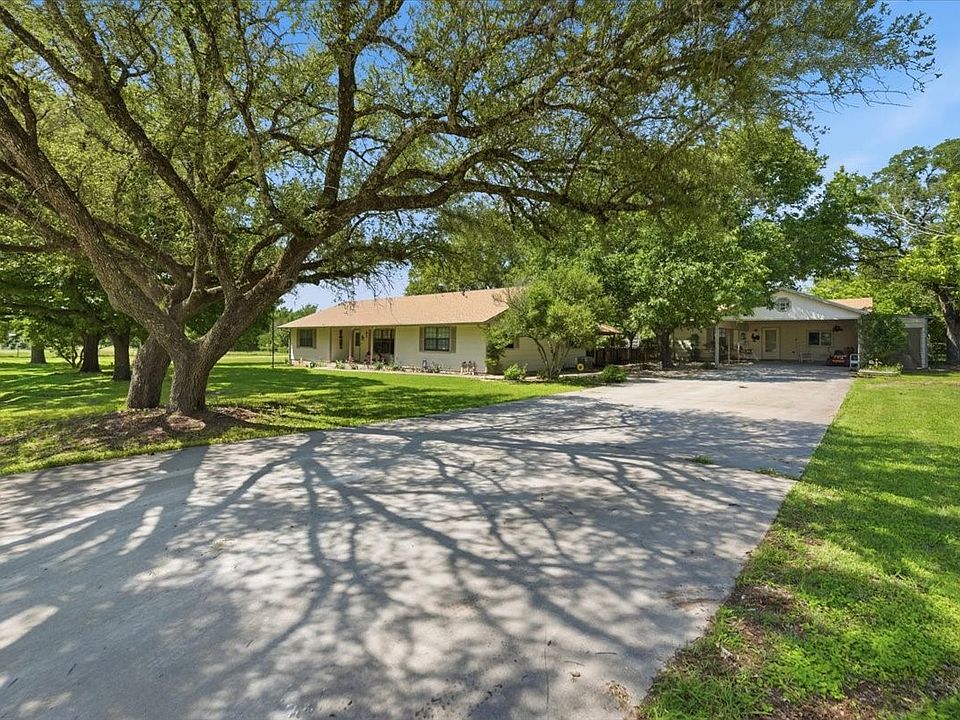 1st image of 107 Quail Lake Dr W