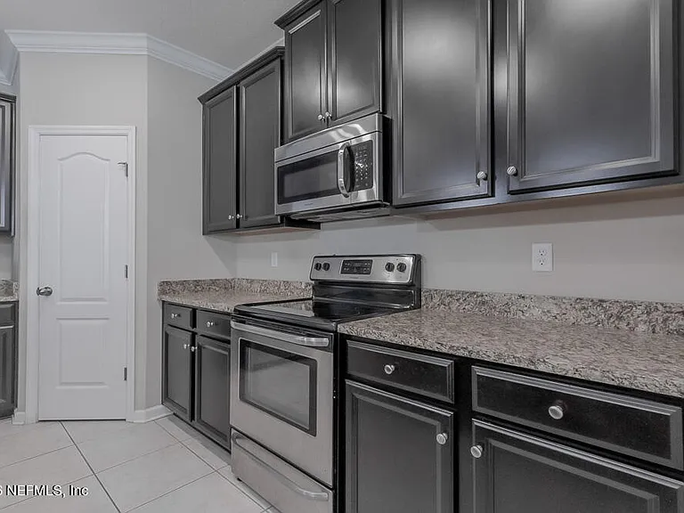 15867 Stedman Lake Dr — Photo 12